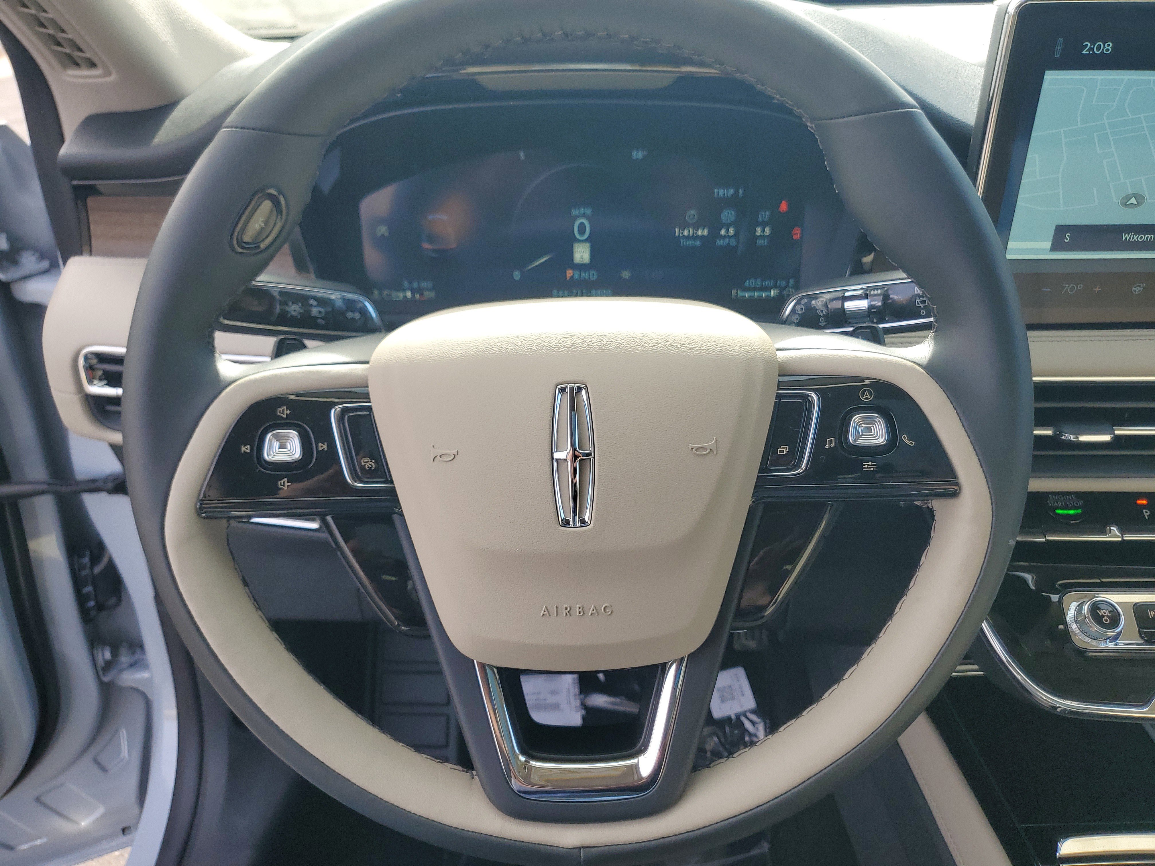 New 2026 Lincoln Corsair Reserve w/ Jet Appearance Package image 16