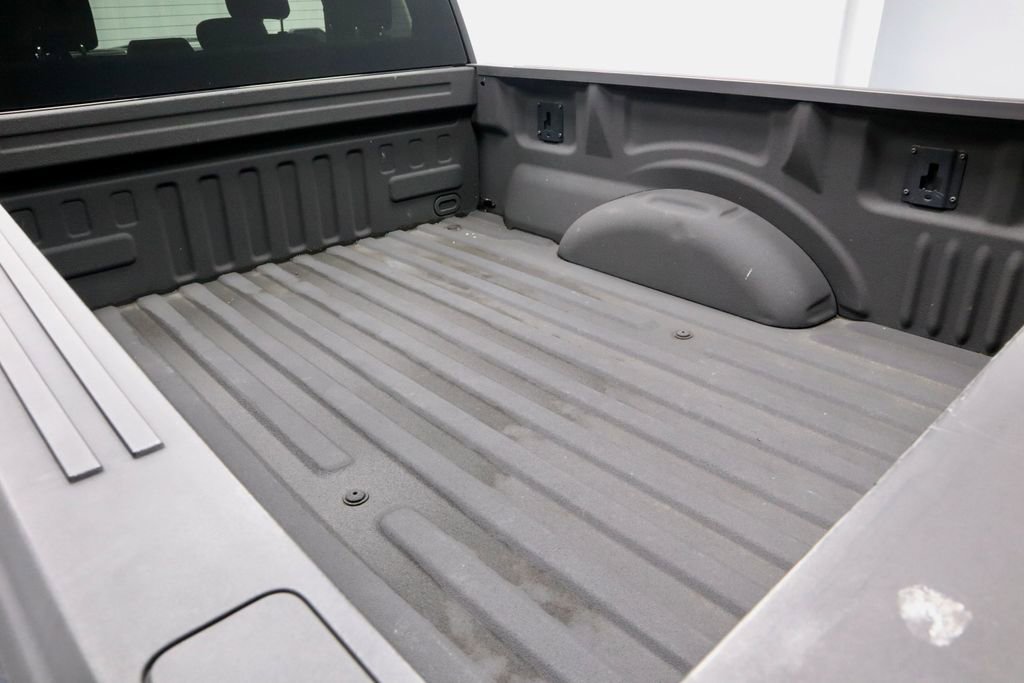 Used 2015 Ford F150 XLT w/ Equipment Group 301A Mid AWD/4WD image 13