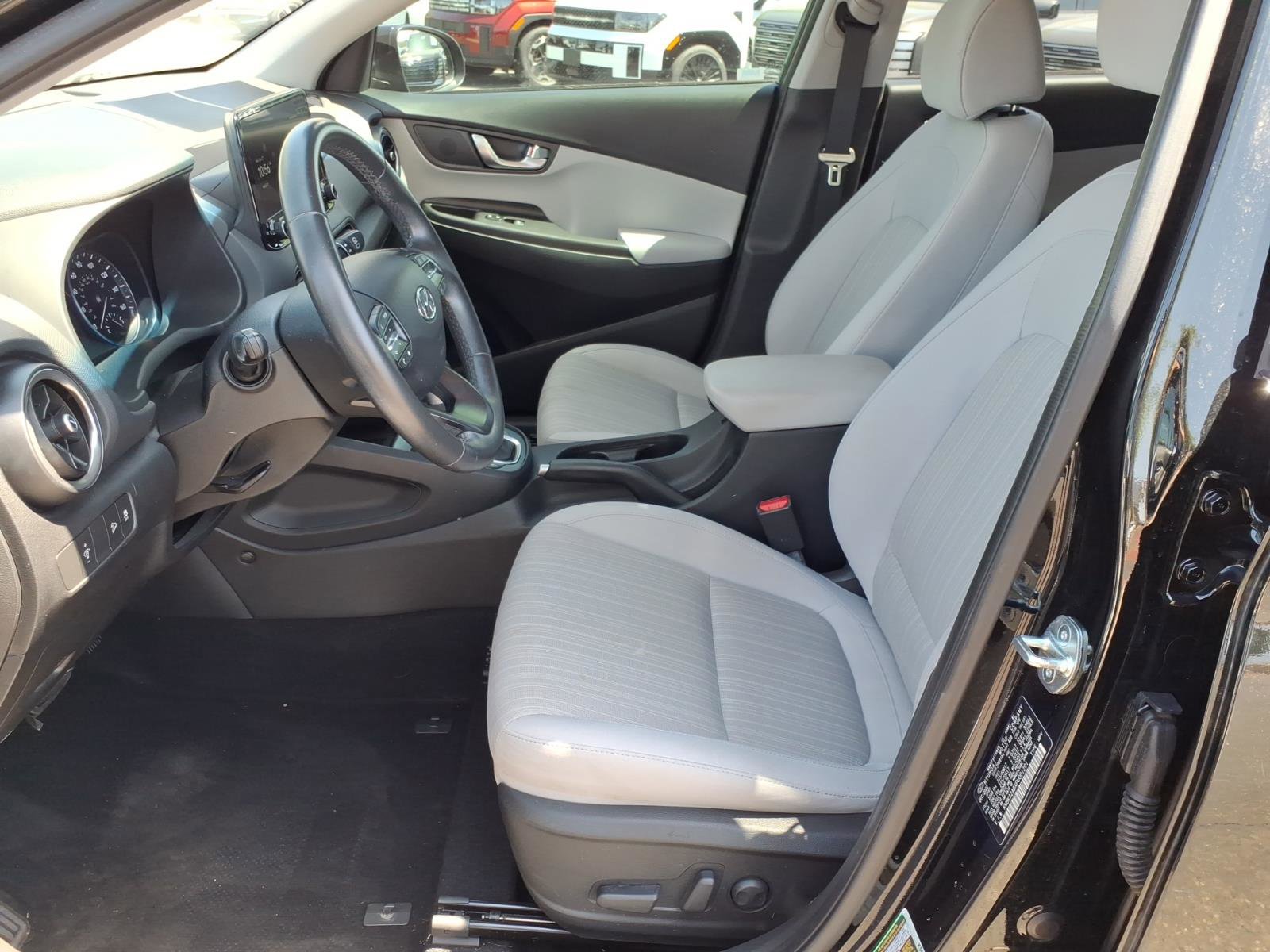 Used 2023 Hyundai Kona SEL w/ Convenience Package FWD image 13