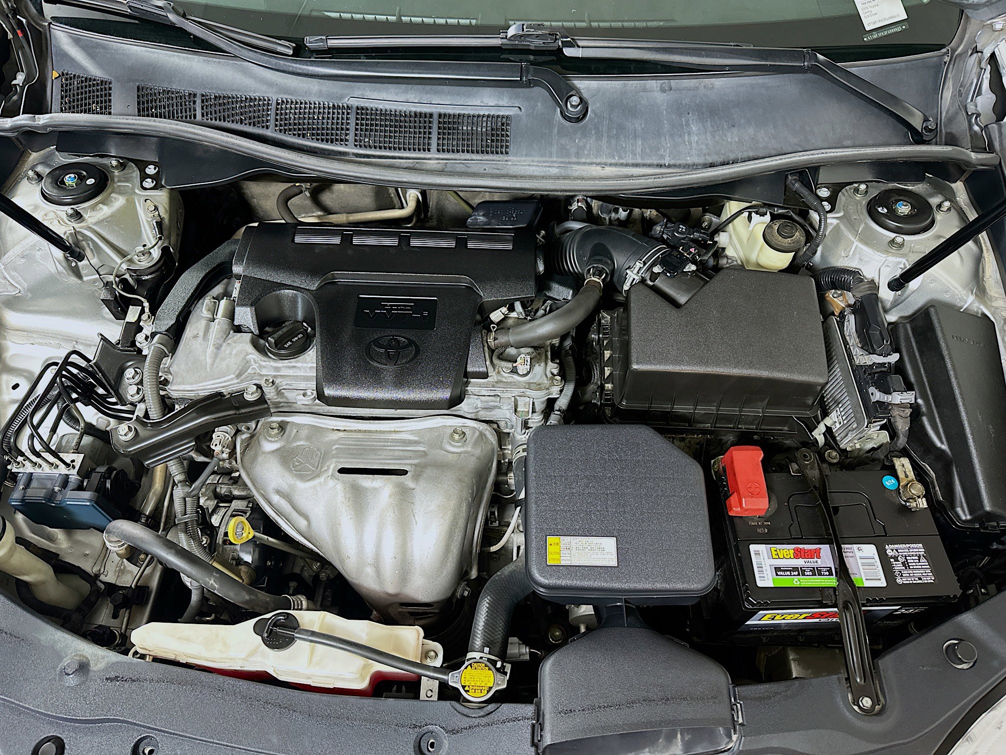 Used 2015 Toyota Camry XLE w/ Moonroof Package FWD image 35