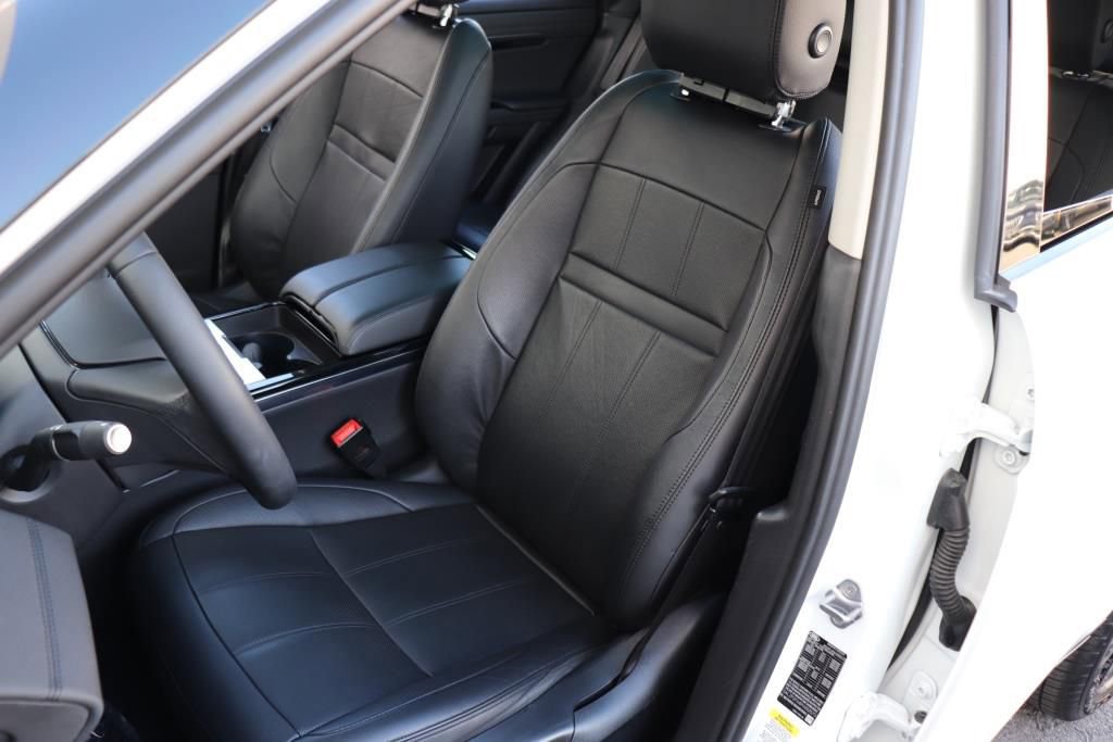 Used 2023 Land Rover Range Rover Evoque SE image 18