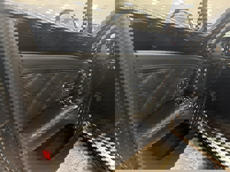 Used 2015 Bentley Flying Spur V8 image 15