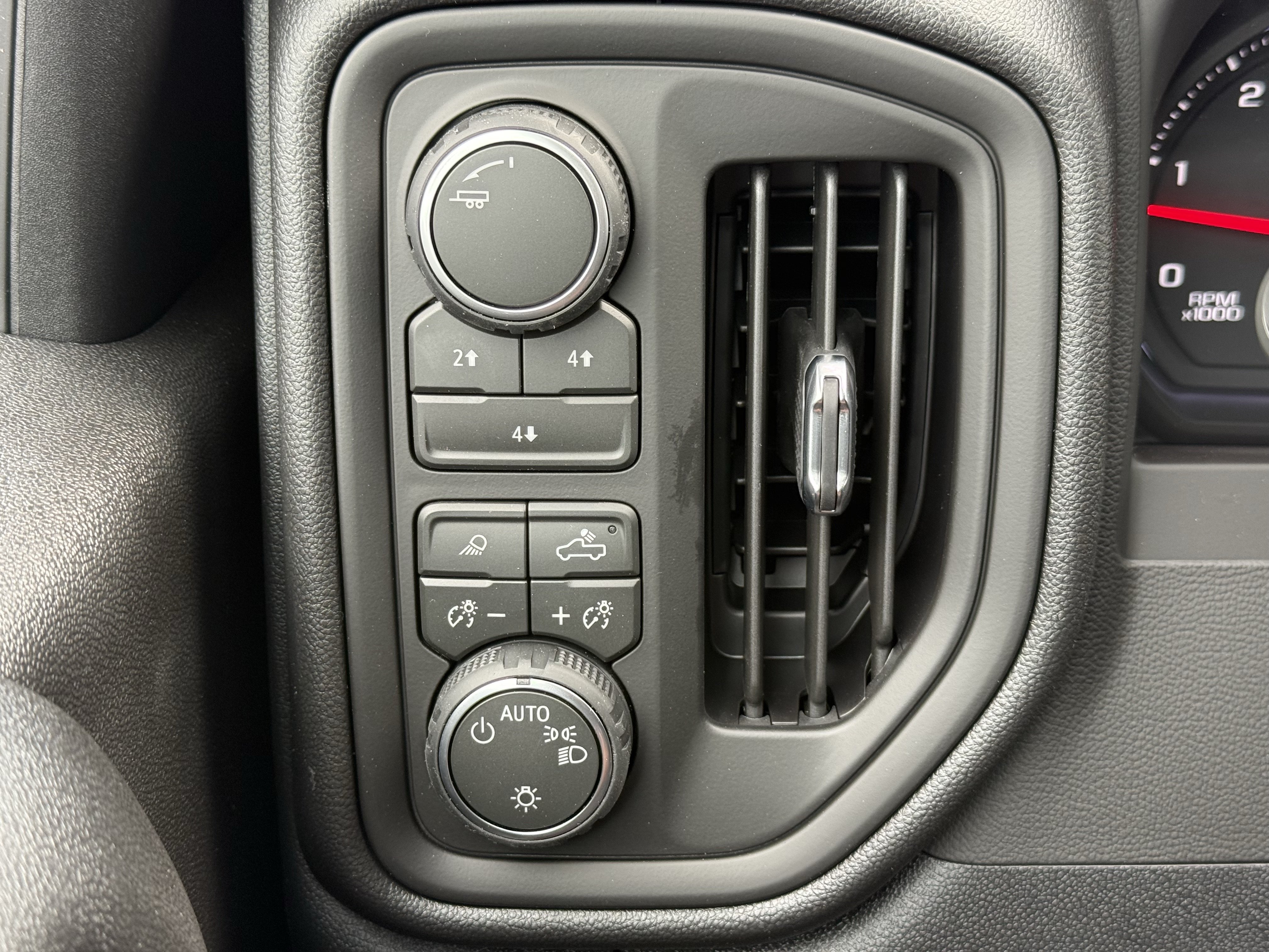 New 2026 Chevrolet Silverado 2500 W/T AWD/4WD image 27