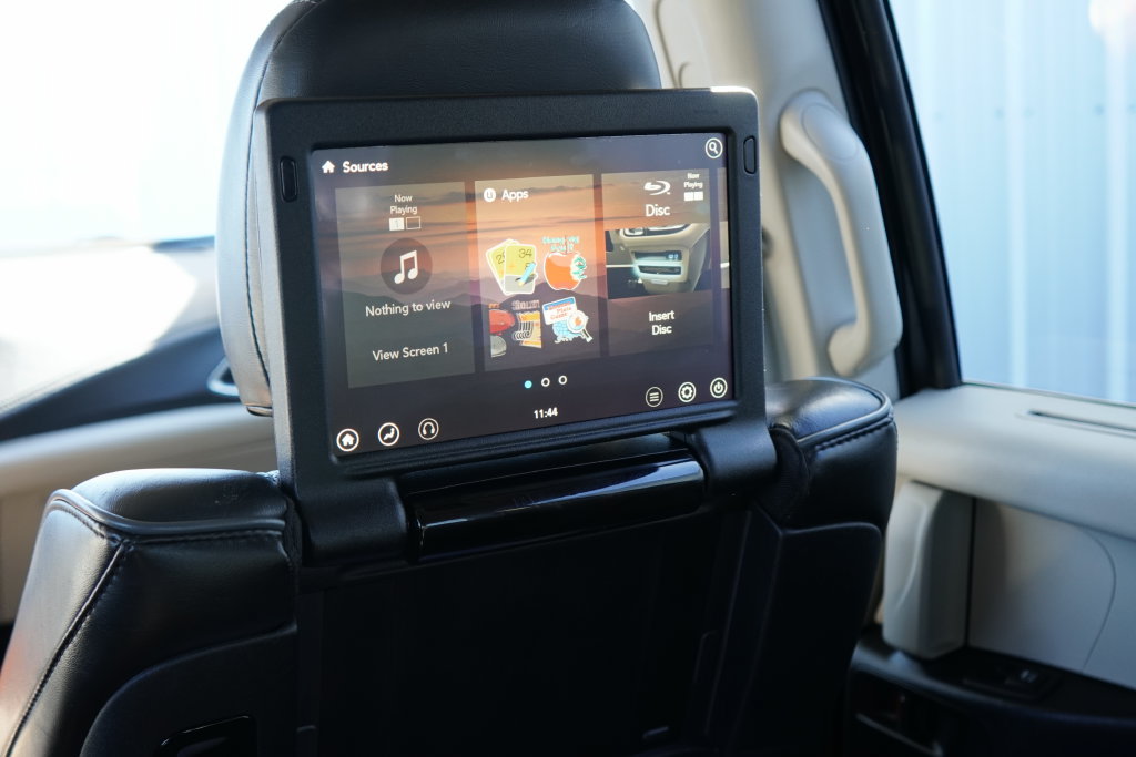 Used 2020 Chrysler Pacifica Limited FWD image 28