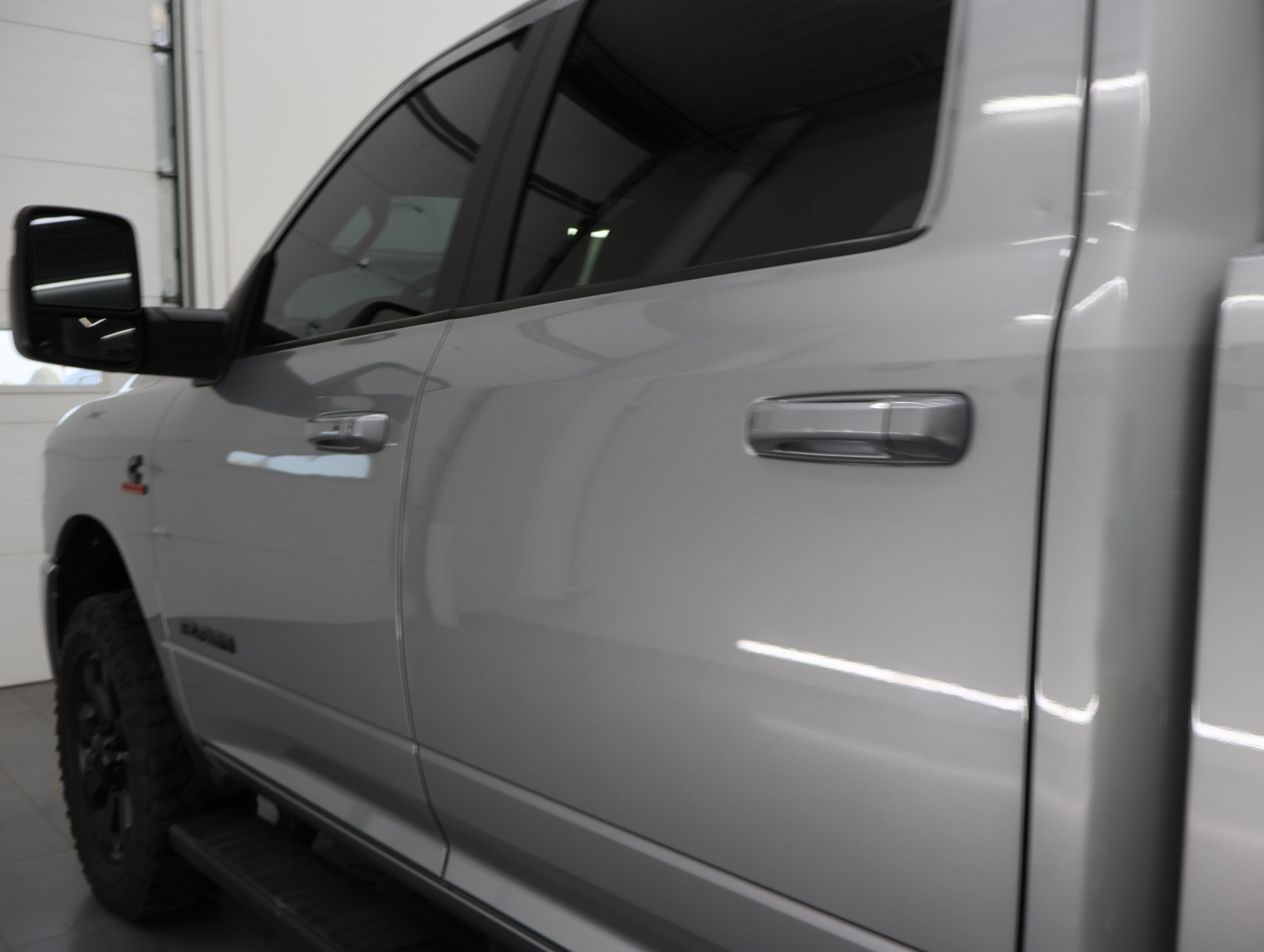 Used 2023 RAM 3500 Laramie AWD/4WD image 35