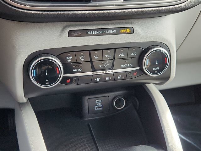 Used 2023 Ford Escape Active AWD/4WD image 41