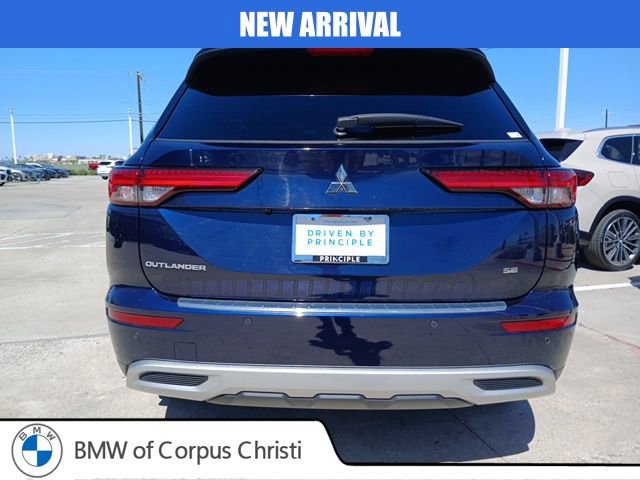 Used 2024 Mitsubishi Outlander SE image 8
