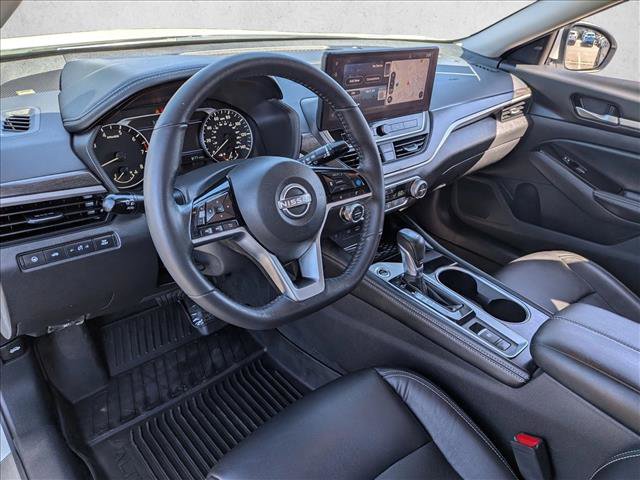 Used 2024 Nissan Altima 2.5 SL FWD image 12