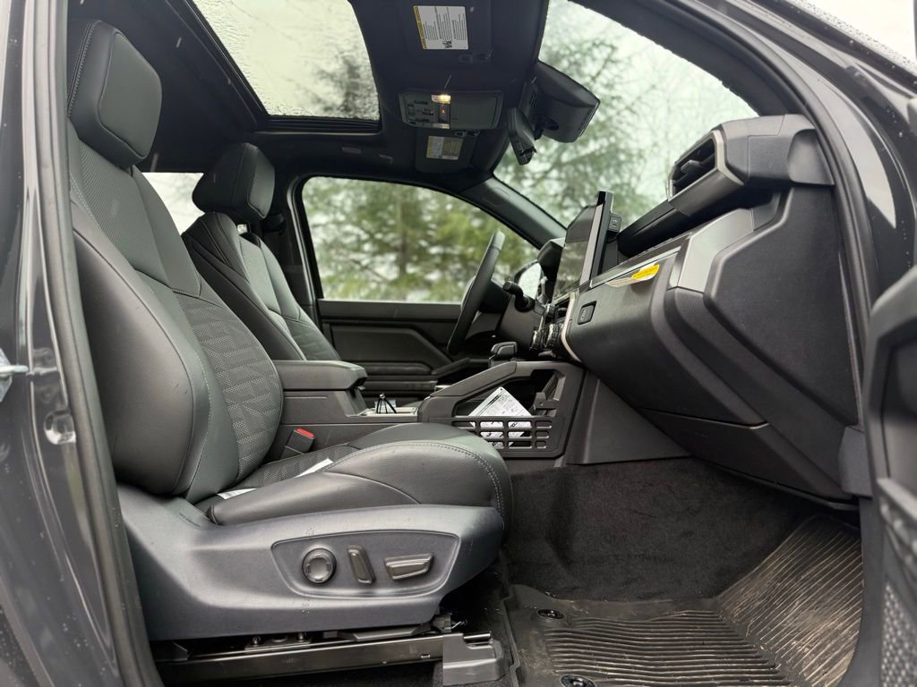 Used 2026 Toyota Tacoma TRD Off-Road w/ TRD Off Road Premium Package image 30