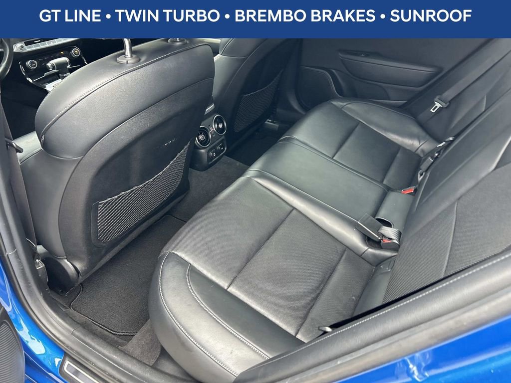 Used 2022 Kia Stinger GT1 image 19