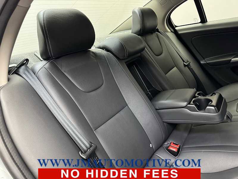 Used 2018 Volvo S60 T5 Dynamic w/ Vision Package image 19