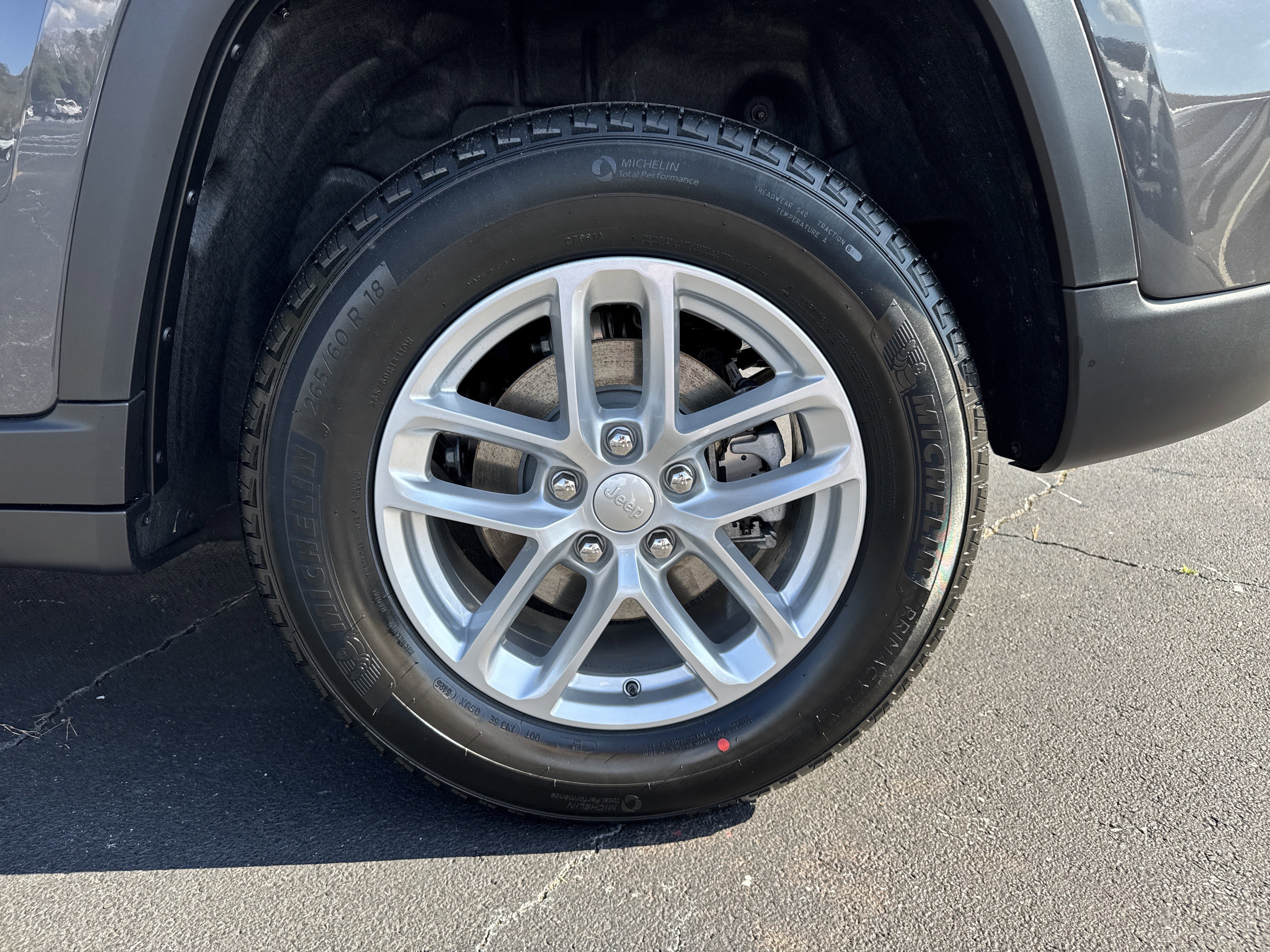 New 2026 Jeep Grand Cherokee Laredo X image 24