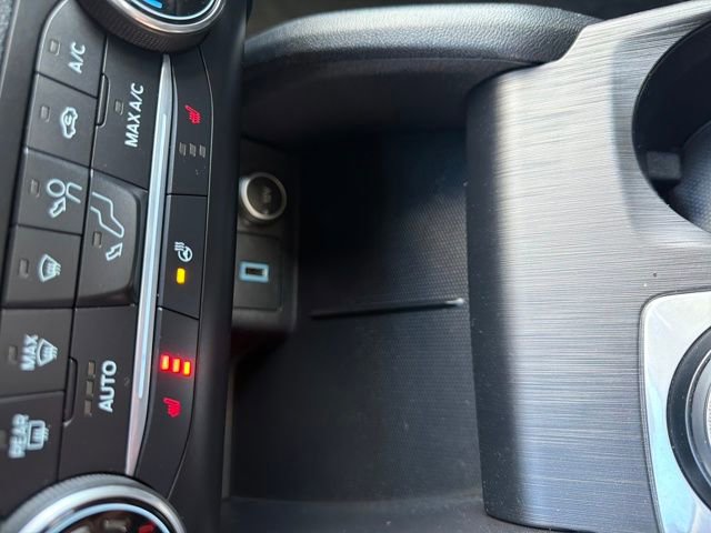 Used 2020 Ford Escape SEL image 29