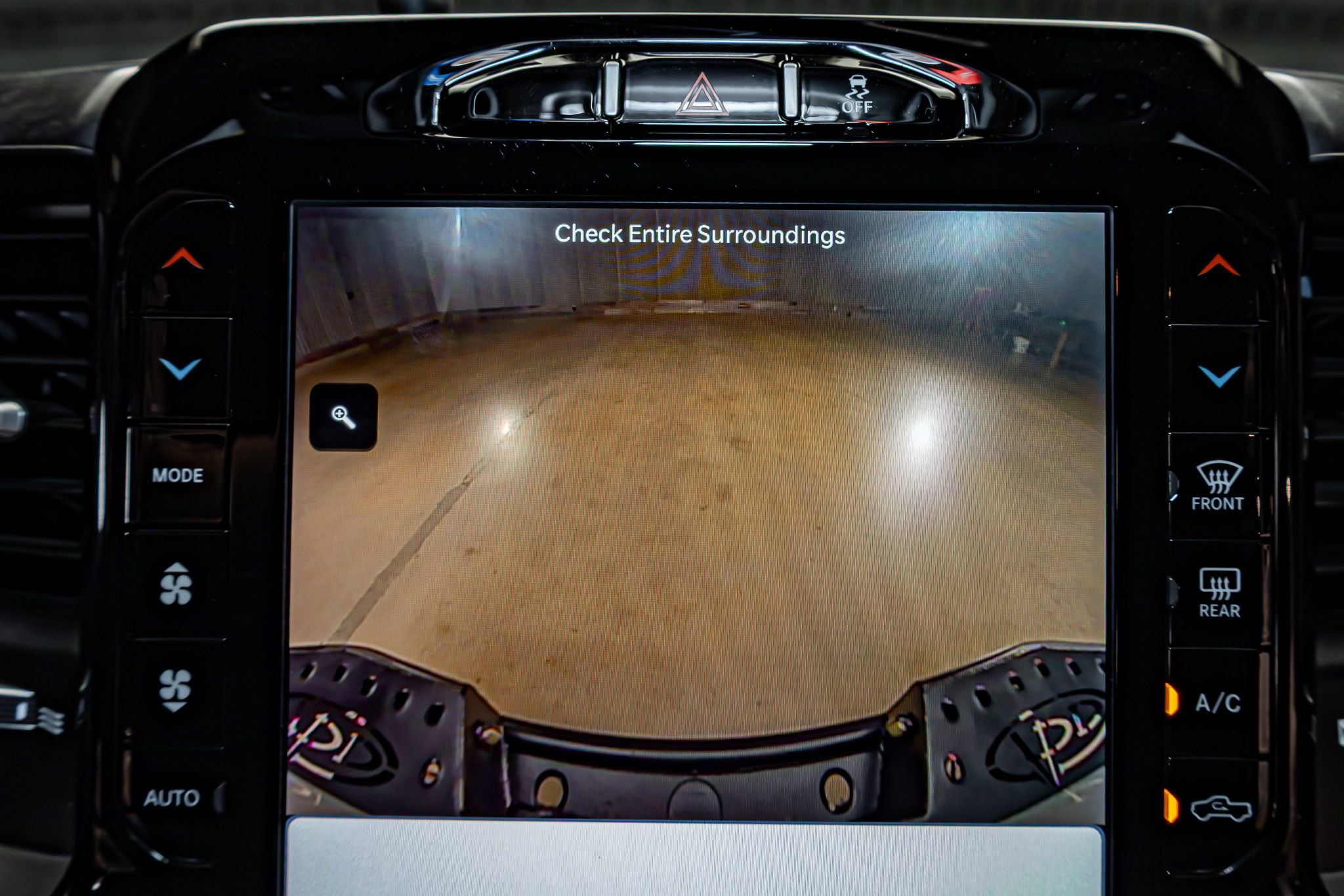 Used 2022 RAM 3500 Big Horn w/ Level C Equiment Group image 22