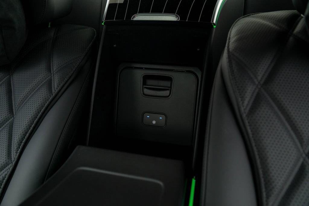 Used 2024 Mercedes-Benz Maybach S 580 4MATIC image 48