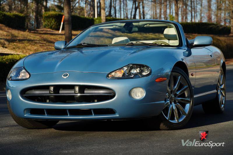 Used 2006 Jaguar XK8 Convertible image 23