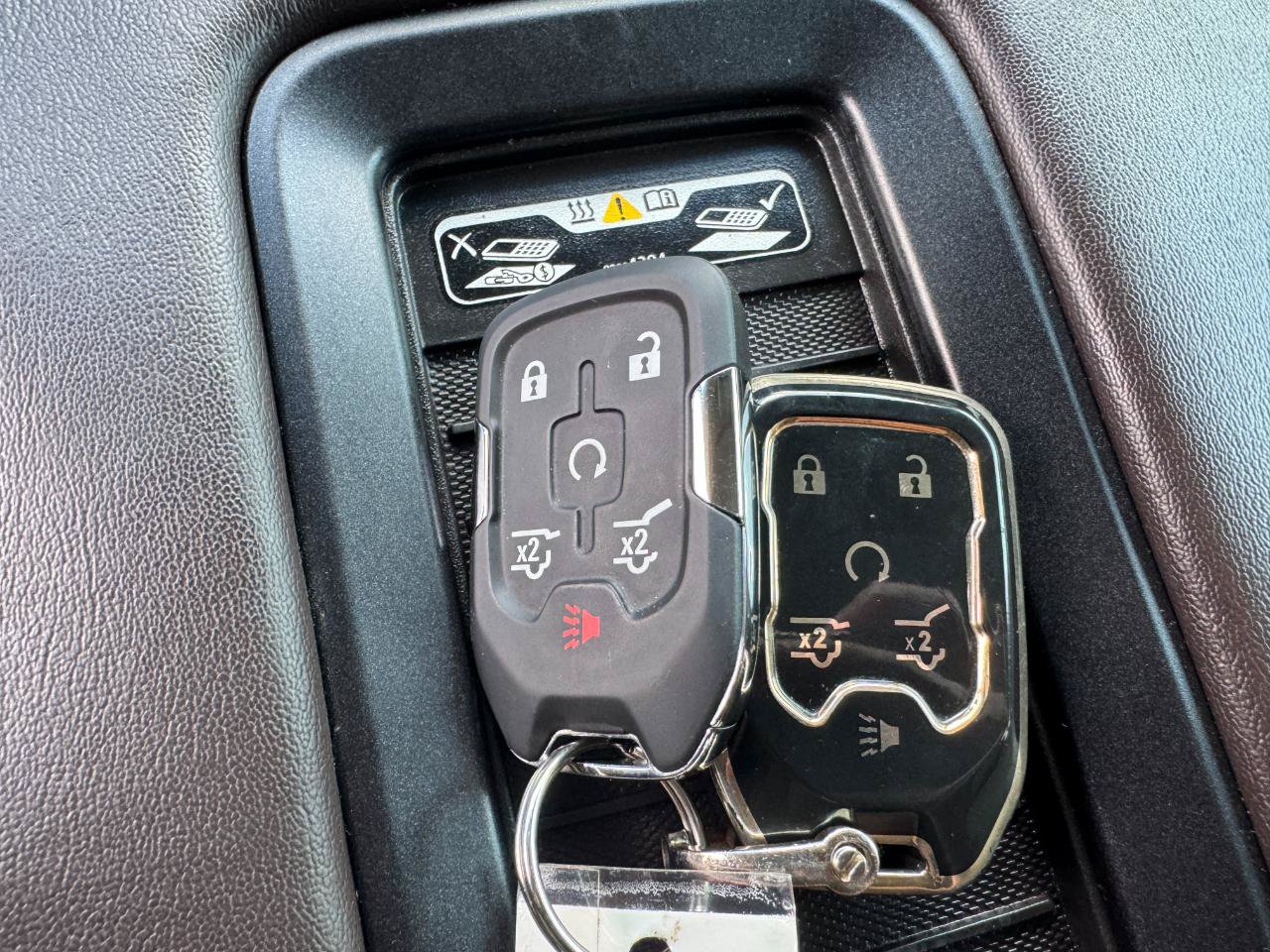 Used 2015 Chevrolet Tahoe LTZ RWD image 40