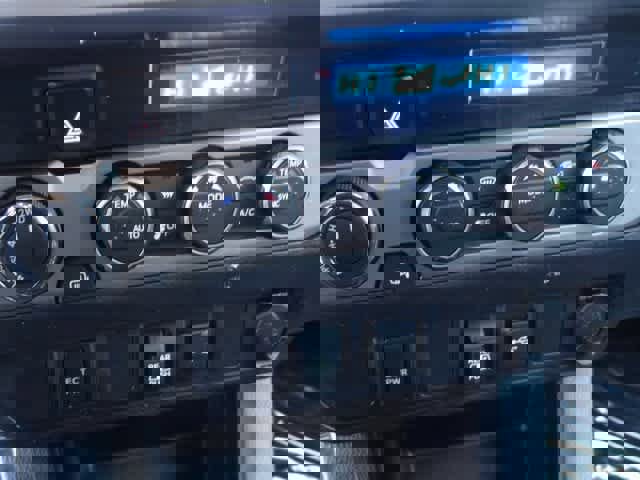 Used 2021 Toyota Tacoma SR5 image 24