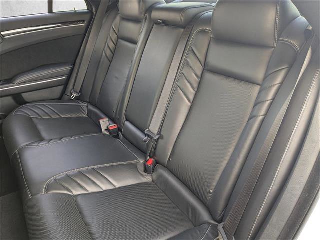 Certified 2023 Chrysler 300 C image 21