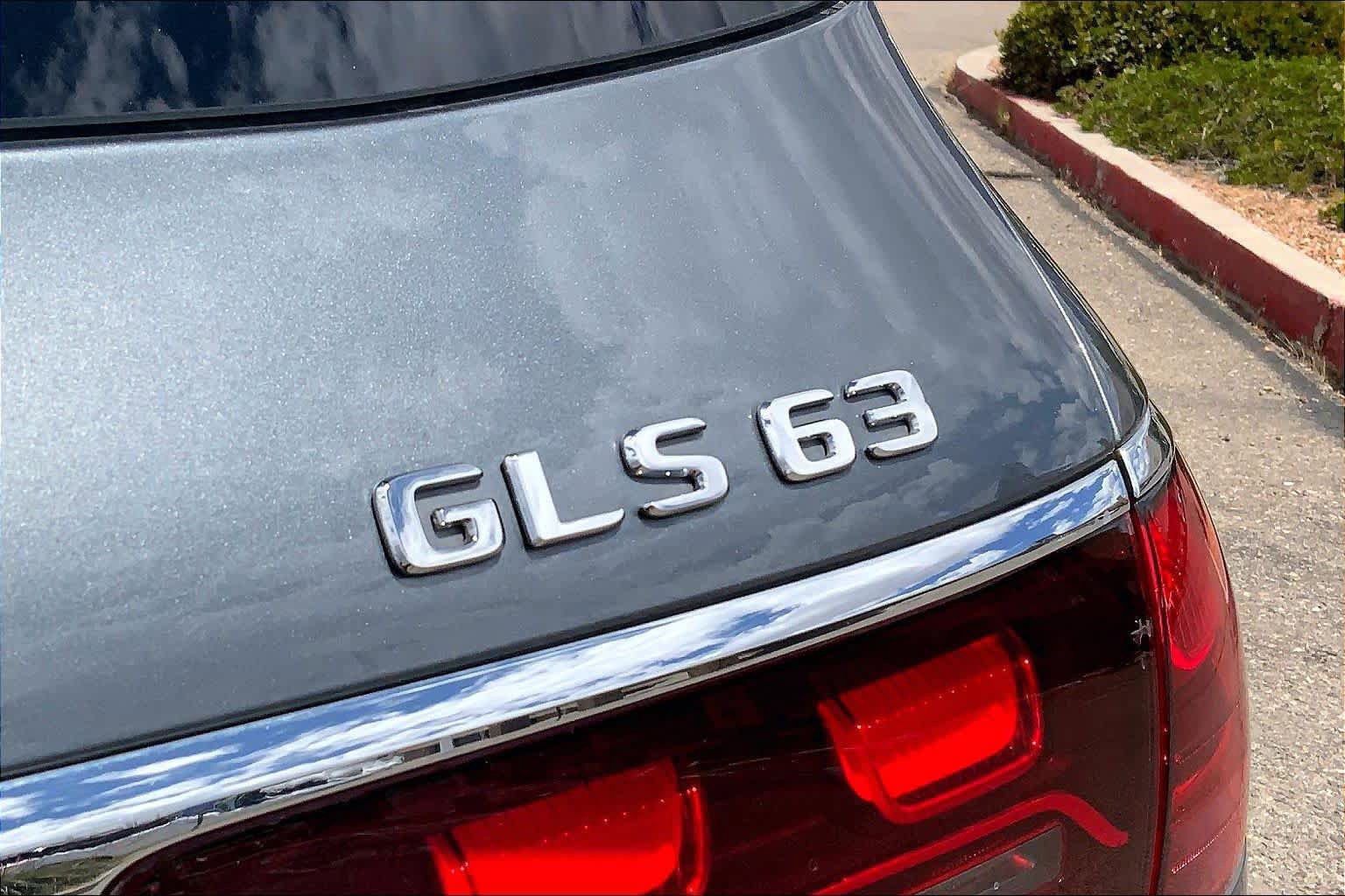 Used 2024 Mercedes-Benz GLS 63 AMG 4MATIC image 9