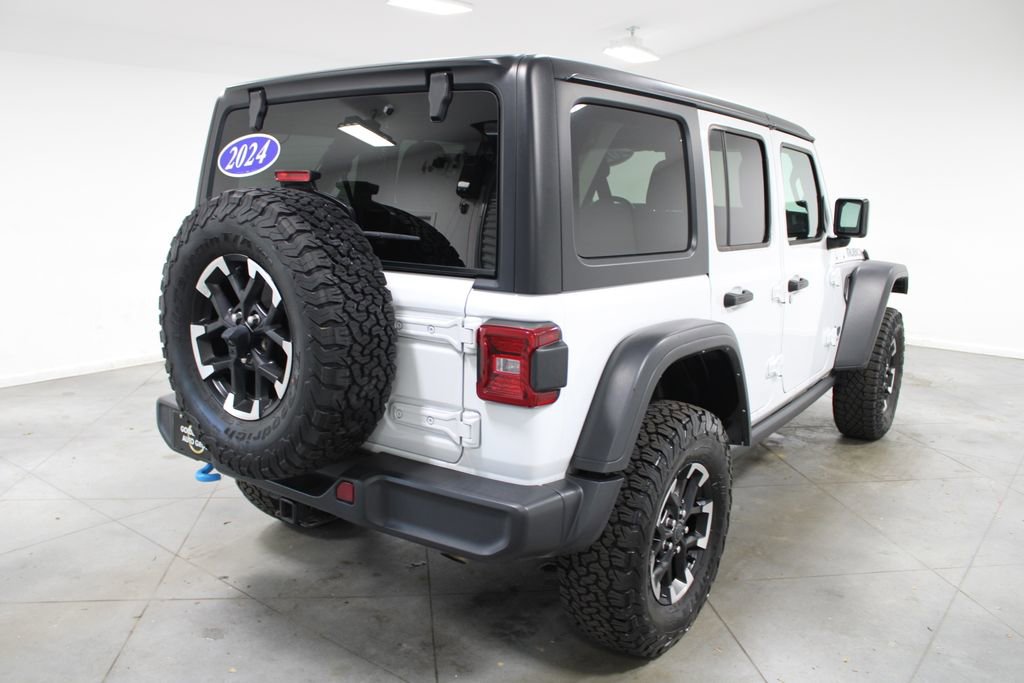 Used 2024 Jeep Wrangler Unlimited Rubicon 4xe AWD/4WD image 9