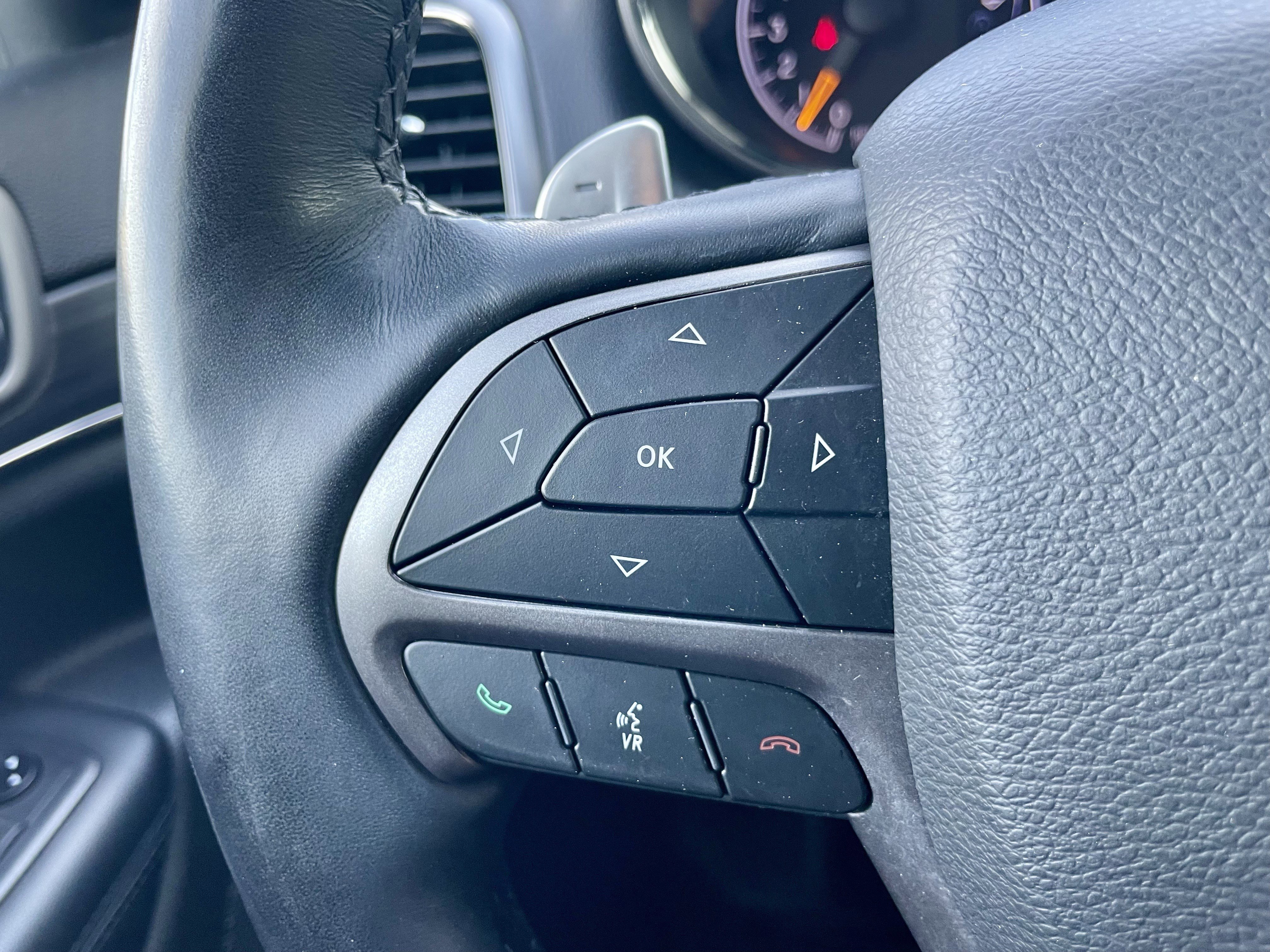 Used 2020 Jeep Grand Cherokee Limited X image 23