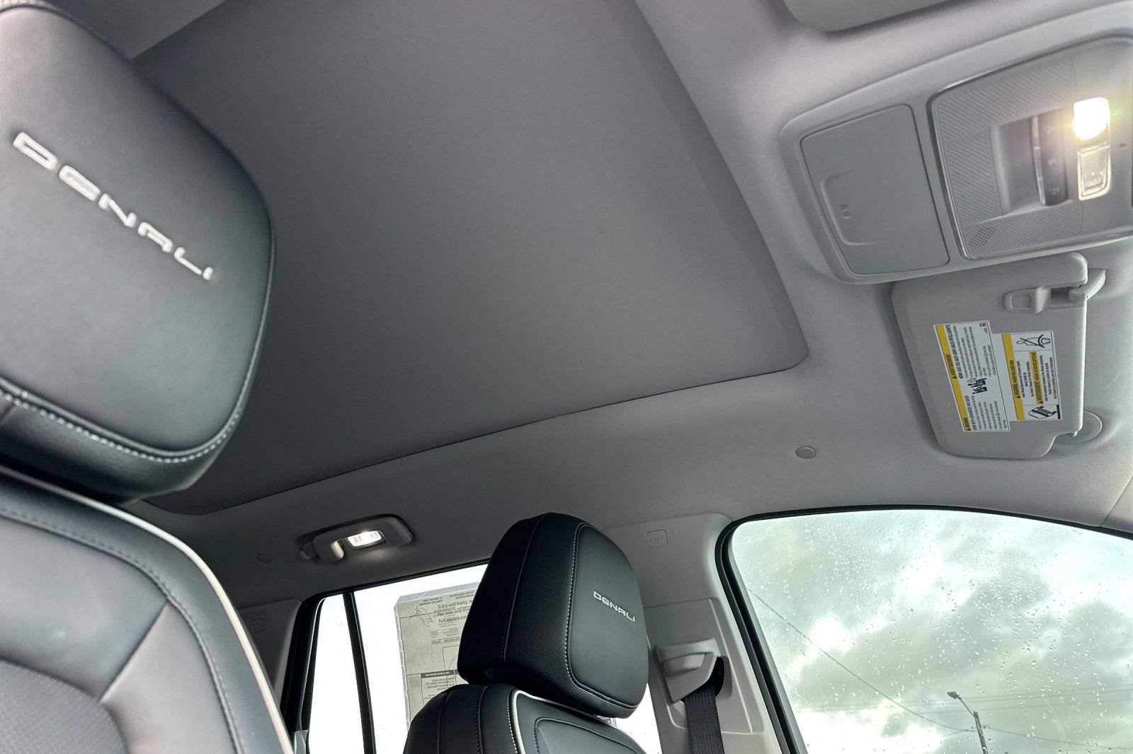 New 2026 GMC Terrain Denali w/ LPO, Floor Liner Package AWD/4WD image 18