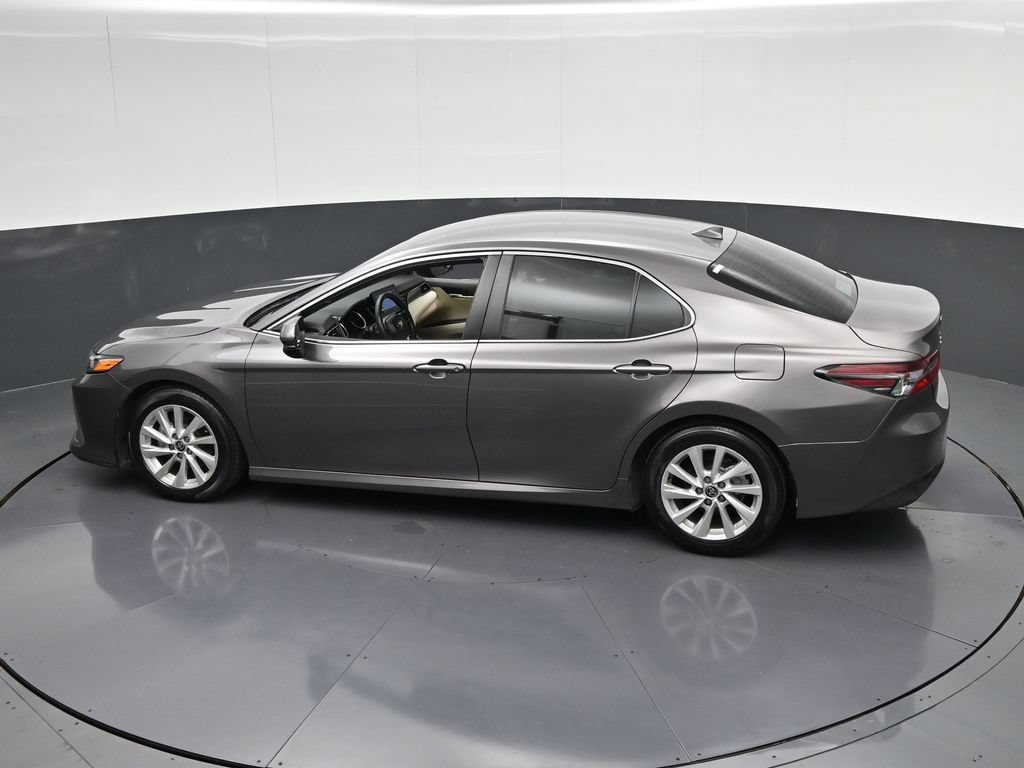 Used 2023 Toyota Camry LE FWD image 27