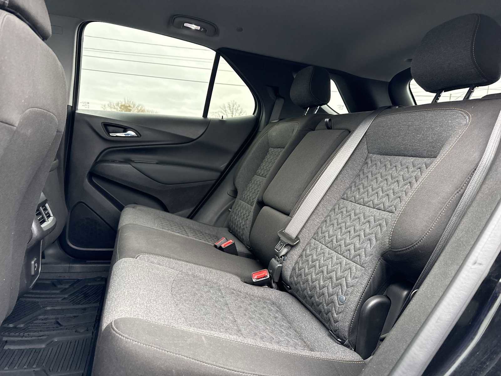 Certified 2024 Chevrolet Equinox LT FWD image 23