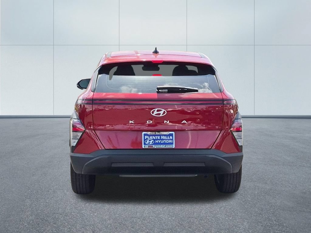 Used 2025 Hyundai Kona SE FWD image 5