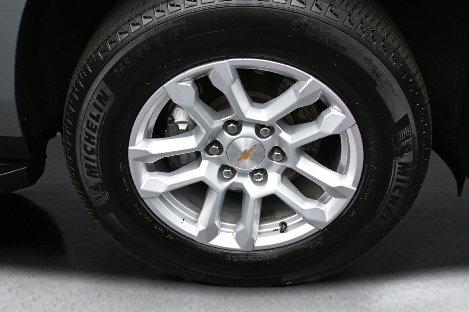 Used 2025 Chevrolet Tahoe LT AWD/4WD image 23