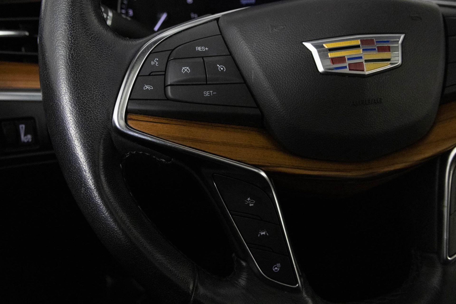 Used 2023 Cadillac XT5 Premium Luxury w/ LPO, Floor Liner Package image 30