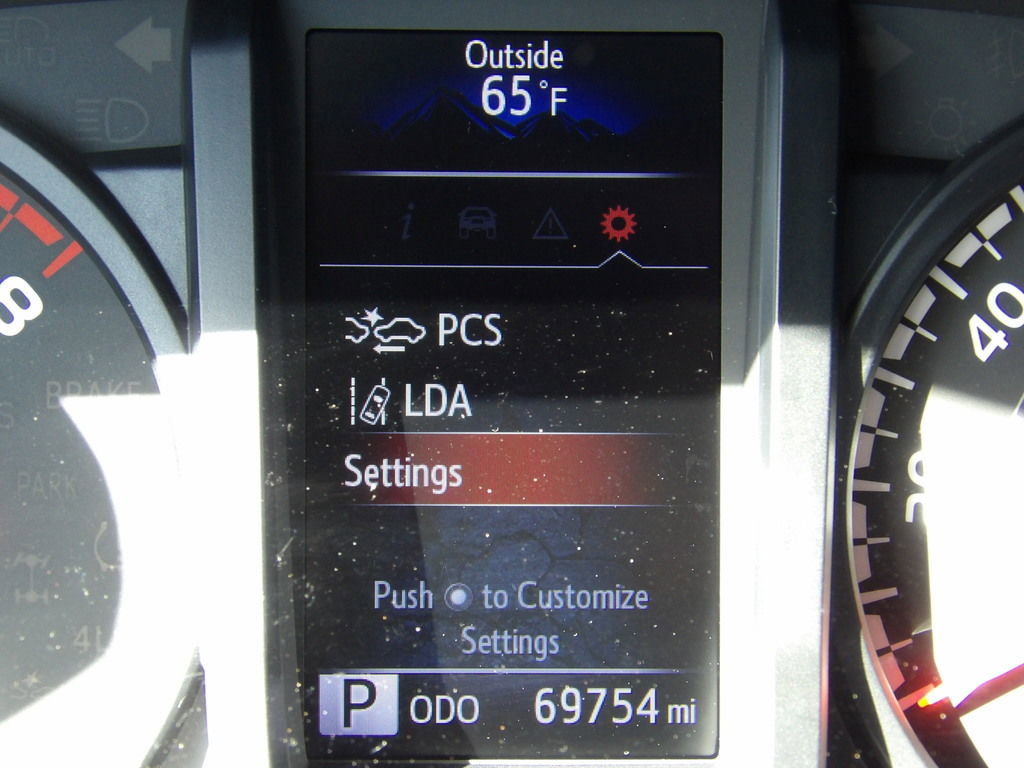 Used 2022 Toyota Tacoma SR image 18