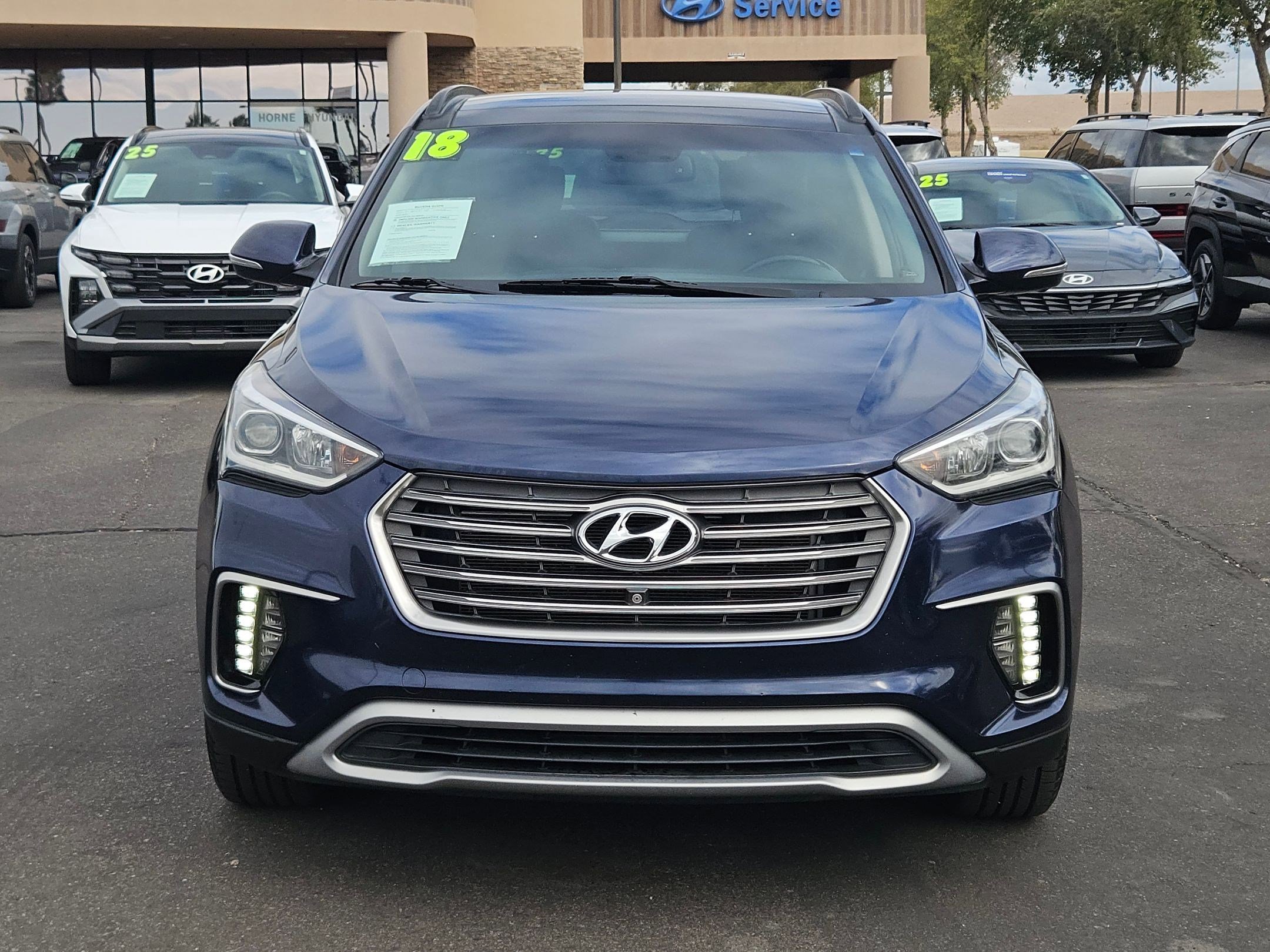 Used 2018 Hyundai Santa Fe Limited image 2