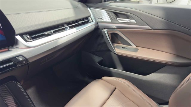 Used 2025 BMW X2 M35i image 28