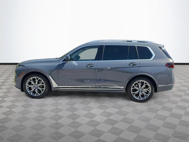 Used 2024 BMW X7 xDrive40i AWD/4WD image 3