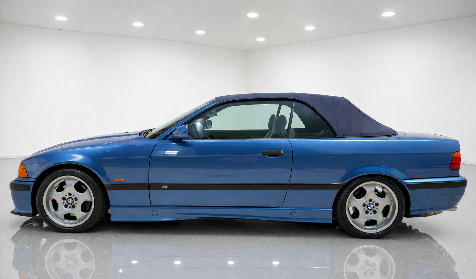 Used 1999 BMW M3 Convertible RWD image 2