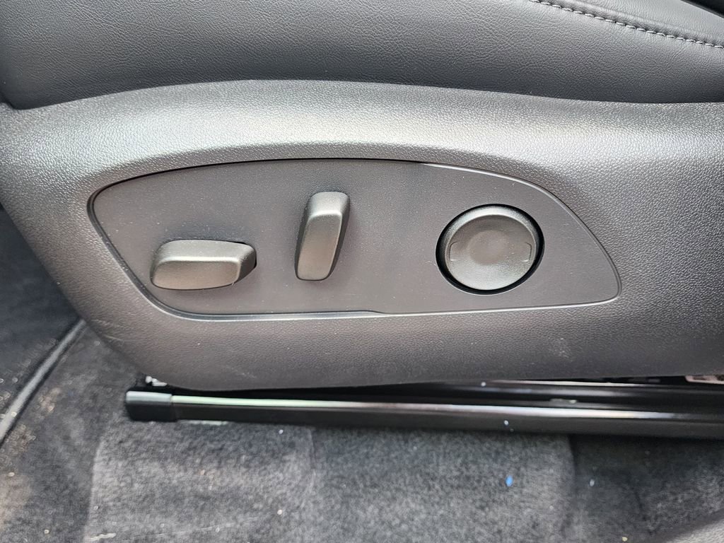 New 2026 GMC Acadia Elevation image 18