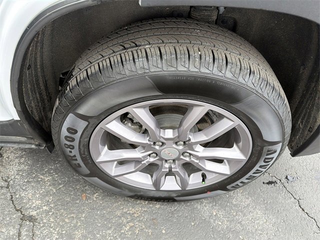 Used 2023 GMC Terrain SLT image 12