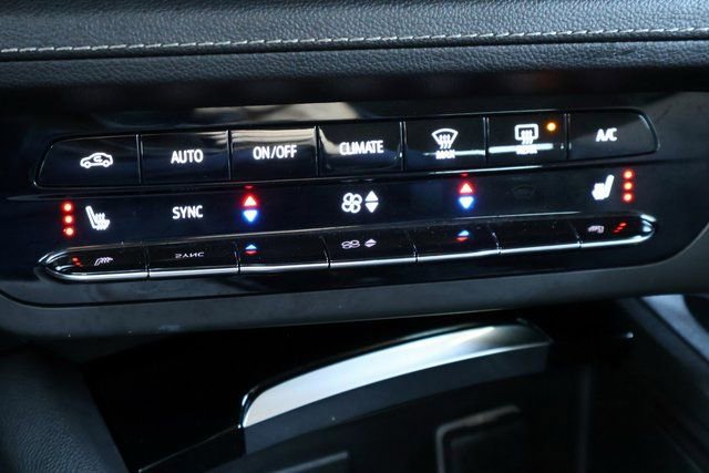 Used 2023 Buick Envision Preferred w/ Sport Touring Package AWD/4WD image 6