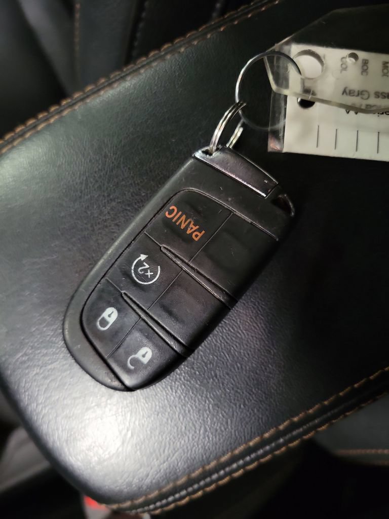 Used 2018 Jeep Compass Limited AWD/4WD image 18