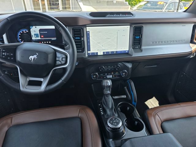 Used 2023 Ford Bronco Outer Banks AWD/4WD image 11