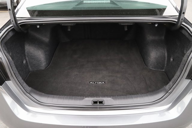 Used 2024 Nissan Altima 2.5 SV image 7