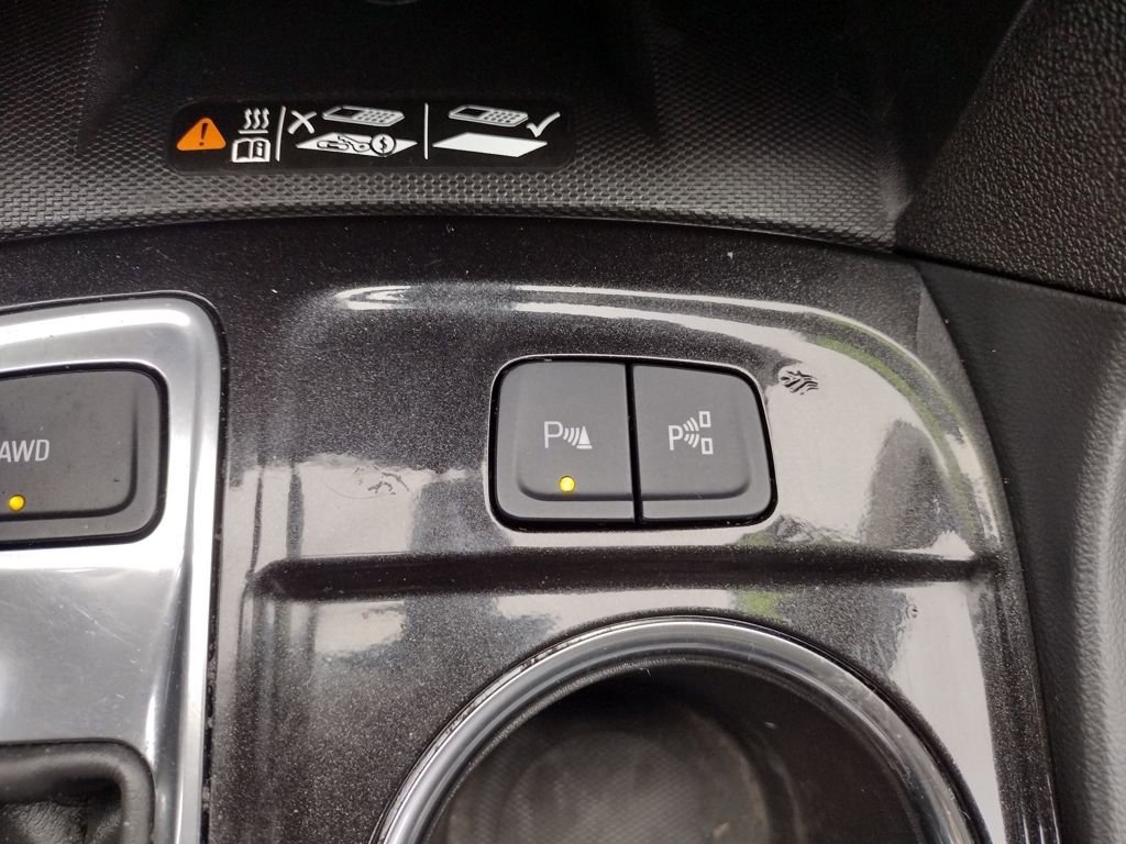 Used 2024 Chevrolet Equinox Premier image 28