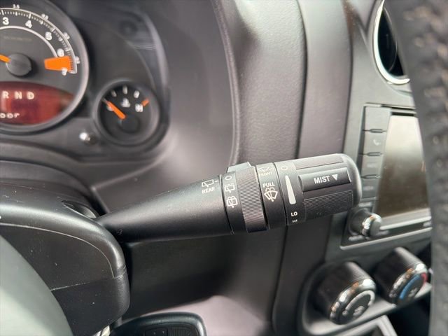 Used 2017 Jeep Patriot Latitude w/ Premium Sound Group image 25