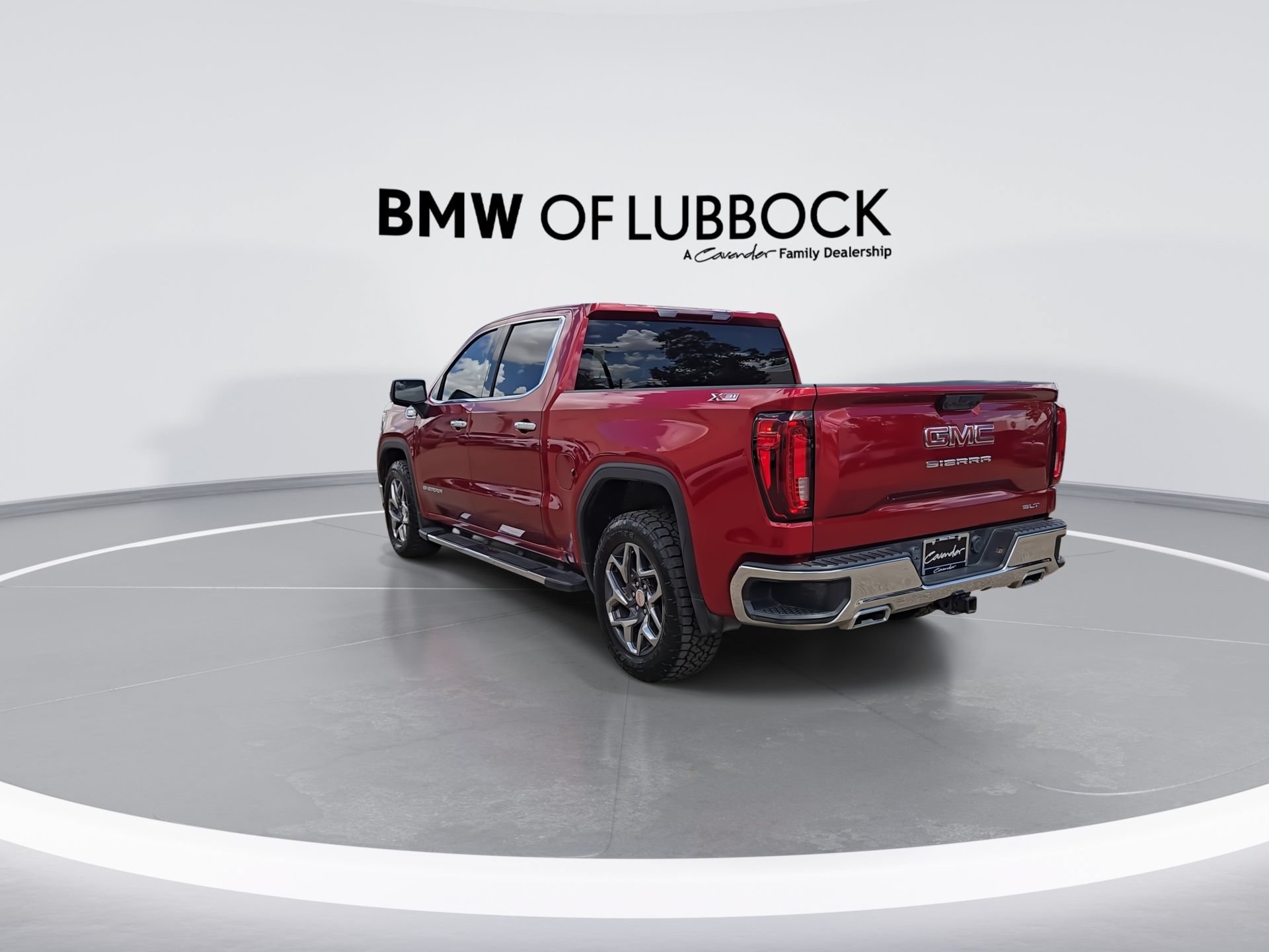Used 2023 GMC Sierra 1500 SLT AWD/4WD image 7