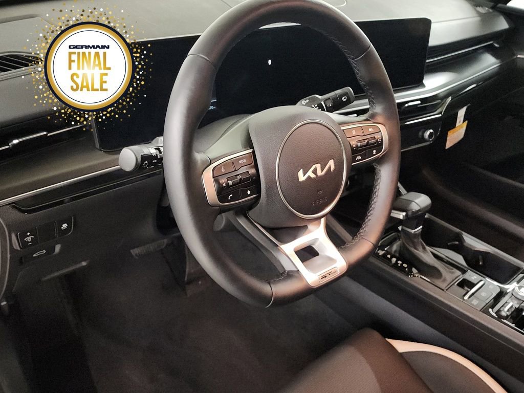 Certified 2025 Kia K5 GT-Line image 16