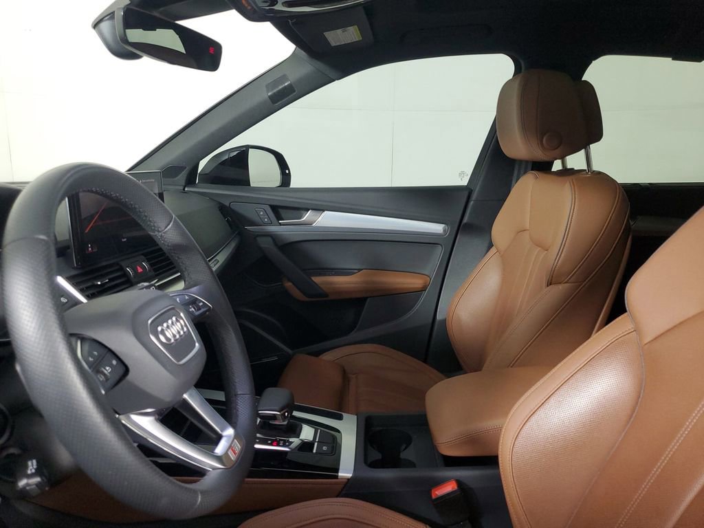 Used 2024 Audi Q5 2.0T Premium Plus w/ Premium Plus Package image 22