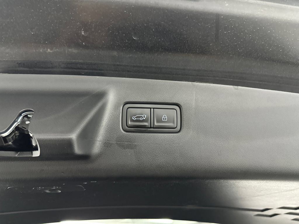 Used 2026 Hyundai Santa Fe SE FWD image 19