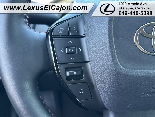 Used 2024 Toyota Prius Prime FWD image 31